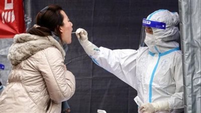 الصين تسجل أعلى حصيلة إصابات بكورونا خلال عامين