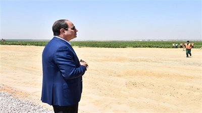 الجمهورية الجديدة.. السيسي يقود جهود تنمية الساحل الشمالي الغربي.. إقامة سلسلة مجتمعات عمرانية وزراعية وصناعية وسياحية.. ومشروعات 