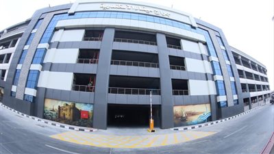 غرق مركب خردة بميناء الإسكندرية وإنقاذ طاقمها