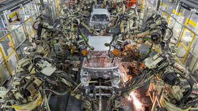 تويوتا تعتزم خفض الإنتاج في اليابان في الربع الثاني من العام