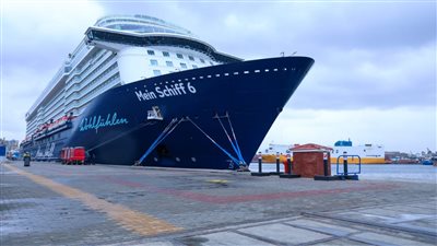 نشاط ملحوظ بحركة الملاحة وتداول البضائع بميناء الإسكندرية