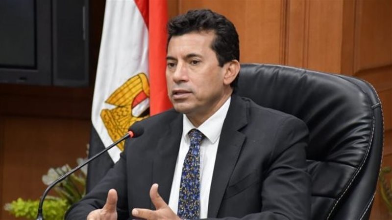 الدكتور أشرف صبحى،