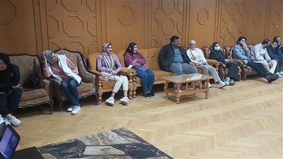 لقاء تنظيمي للجنة المتطوعين بمهرجان الإسماعيلية للسينما التسجيلية| صور