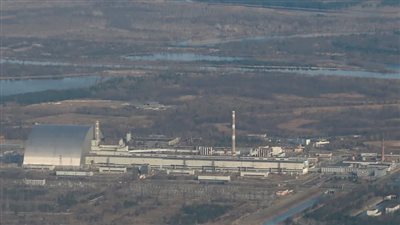 الوكالة الذرية: انفجارات في محيط محطة تشيرنوبل النووية بأوكرانيا