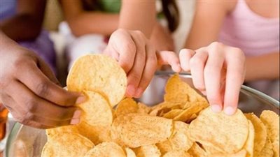  دراسة حديثة تربط بين الأطعمة المصنعة وزيادة خطر الإصابة بسرطان الرئة