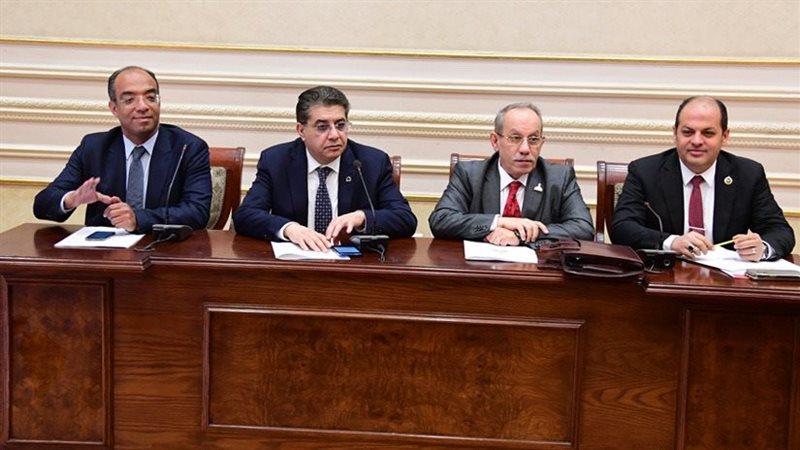 اجتماع لجنة الصحة