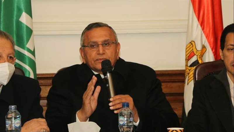 الدكتور عبد السند