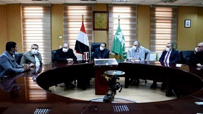 محافظ الشرقية: الاتفاق مع كبار التجار على إقامة معارض للسلع الغذائية بالمدن