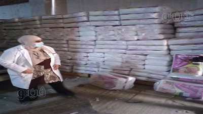 ضبط 400 ألف كمامة داخل مصنع غير مرخص بالشرقية|صور