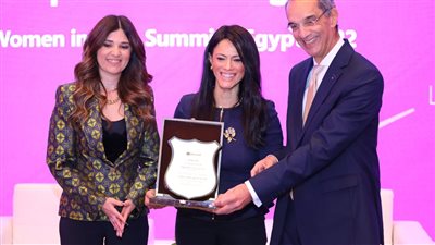 المشاط: التكنولوجيا عامل رئيسي لتمكين المرأة ومشاركتها بكافة الخطط التنموية