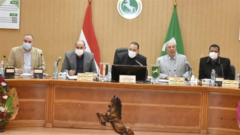 اجتماع الدكتور ممدوح