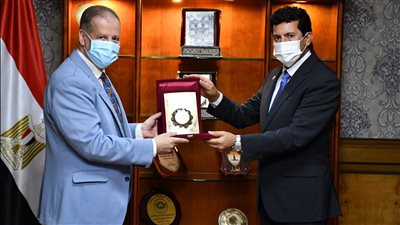 وزير الرياضة يشيد بارتقاء مصر للمستوى الأول Tire one إفريقيا