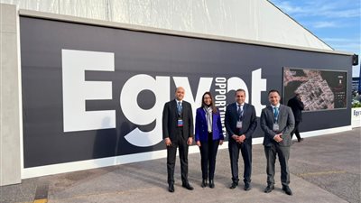 القنصل العام لمصر يتفقد الجناح المصري في معرض Mipim بمدينة 