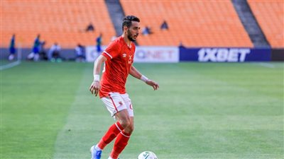 طبيب الأهلي يكشف حجم إصابة كريم فؤاد ومحمد هاني