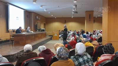 التطورات العالمية الجارية وانعكاساتها الإقليمية.. ندوة تثقيفية بألسن عين شمس 