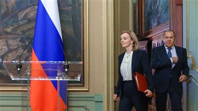 الخارجية البريطانية: يجب وقف بوتين بأي ثمن