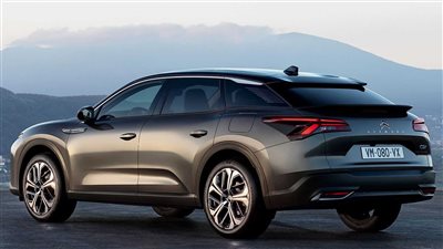 سيتروين توفر عروض شراء السيارات هاتشباك لطلاب الجامعات 