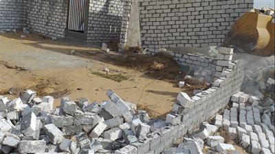 استرداد 2350 مترا من أراضي الدولة بقرية الفردان في الإسماعيلية| صور