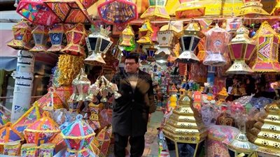 من 25 إلى 3800 جنيه.. أسعار فوانيس رمضان في الشرقية| صور 