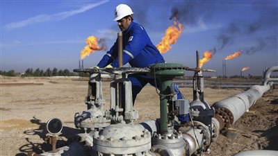 البترول يقفز 3% بعد تحذير وكالة الطاقة الدولية من نقص المعروض