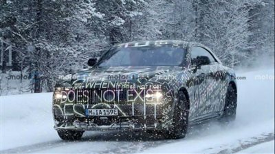 رولزرويس تصل قوة محرك سيارتها إلى 610 أحصنة | فيديو