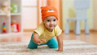 كل ما تريد معرفته عن تأخر الأطفال في التسنين والكلام والمشي
