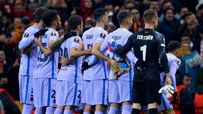 برشلونة يتعادل مع جالاتا سراي 1/1 في الشوط الأول