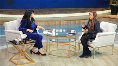 سيمون تستعيد ذكريات أغنياتها مع منى الشاذلي.. غدا