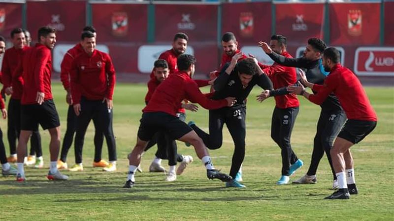 احتفال لاعبي الأهلي