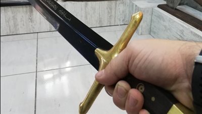  تفسير حلم السيف في المنام وعلاقته بالانتصار على الأعداء والترقية في العمل 