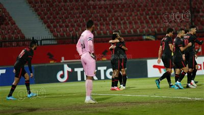 الأهلي يتقدم بهدف علي المريخ في الشوط الأول | صور