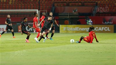 30 دقيقة.. الأهلي يبحث عن الهدف الثاني أمام المريخ |صور