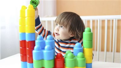 احذر الغرامة.. عقوبة الإهمال في واجبات الطفل حال استلامه