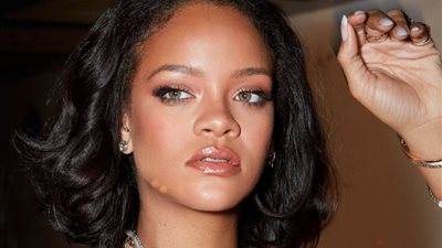 ريهانا تتسوق في 