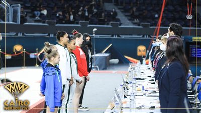 حكام كأس العالم للجمباز يشيدون بالمستوى الفني