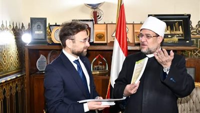 مختار جمعة في استقبال وفد ألماني: الدين فن صناعة الحياة 