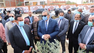 سعفان ومحافظ البحيرة يشاركان في زراعة 1100 شجرة ضمن مبادرة هنجملها