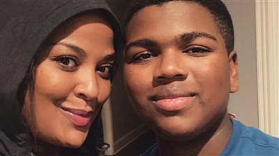 صورة حفيد محمد علي كلاي تثير الدهشة.. والنشطاء: نسخة كربون من جده 