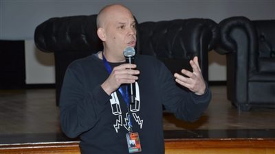 المخرج دانيال سوبير فيولا: أنا مهتم بالمهمشين