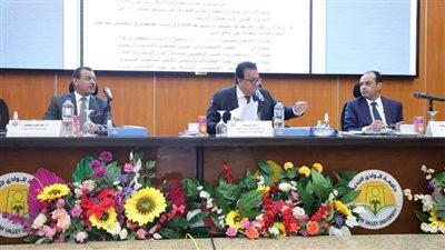 وزير التعليم العالي يرأس اجتماع المجلس الأعلى للجامعات بجامعة الوادي الجديد