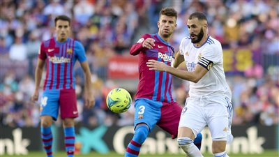 ريال مدريد يصطدم ببرشلونة الليلة في كلاسيكو الأرض