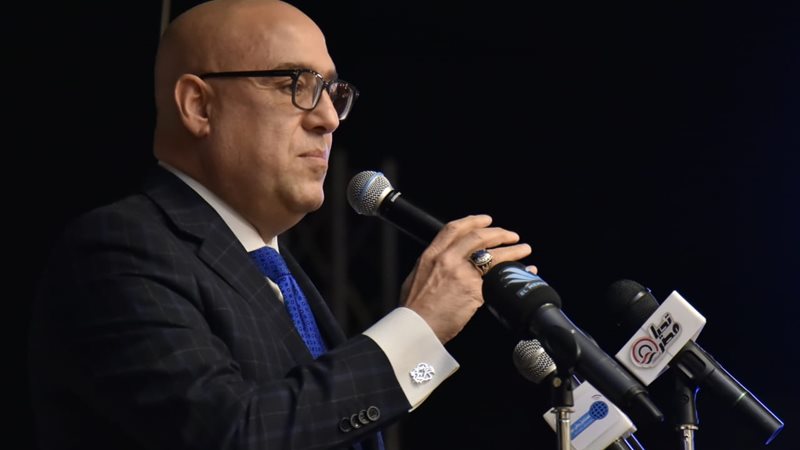 وزير الاسكان والمرافق