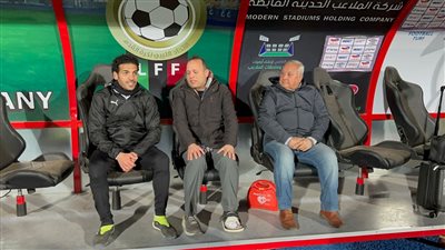 قنصل مصر ببنغازي يشاهد مران بيراميدز قبل مواجهة أهلي طرابلس | صور