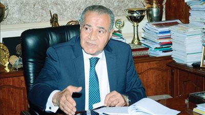 الغرامة 2 مليون جنيه.. وزير التموين يحذر أصحاب المخابز السياحية 