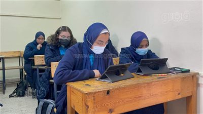 تعليمات عاجلة من التعليم بشأن امتحانات الصفين الأول والثاني الثانوي على التابلت 