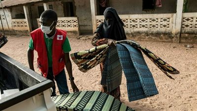 وصول آلاف اللاجئين إلى جامبيا بسبب نزاع مسلح بالسنغال