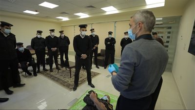 دورة تدريبية في مجال الإسعافات الأولية بأكاديمية الشرطة| صور