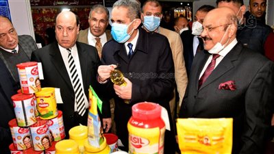 محافظ الغربية يفتتح ثالث معارض أهلا رمضان بطنطا | صور