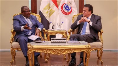 خالد عبدالغفار: استقبال مرضى الحالات الحرجة من زامبيا وعلاجهم بمستشفيات الصحة