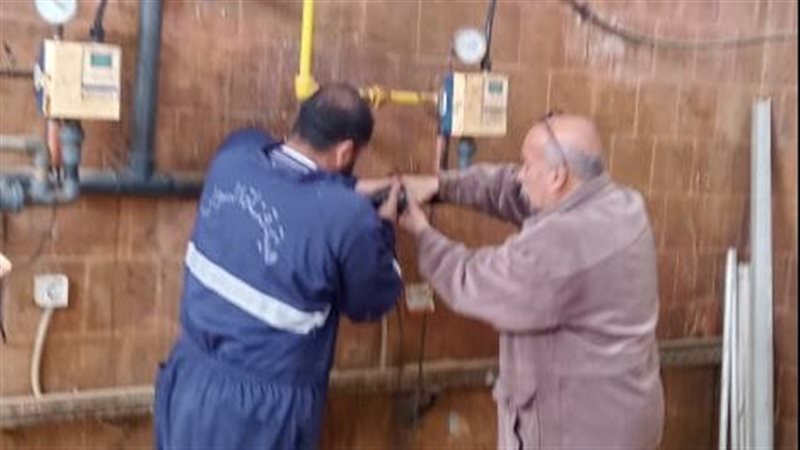 جانب من العمل بالمحطات